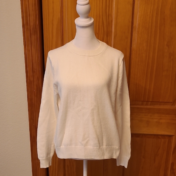Banana Republic Cream Women's Crew Neck Sweater Size M Petite - Picture 1 of 7